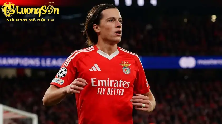Real Madrid gặp khó trong vụ Alvaro Carreras 2 Thương vụ Real Madrid chiêu mộ Alvaro Carreras có thể bị đổ vỡ (Ảnh: Marca).