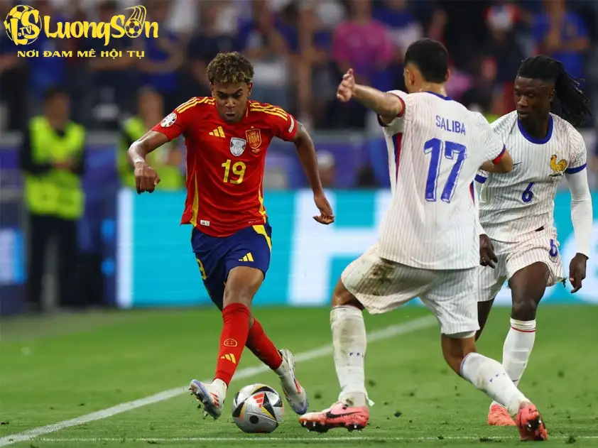 Tây Ban Nha vs Pháp Bán kết Nations League căng thẳng 2 Cuộc so tài vô cùng hấp dẫn giữa Tây ban Nha vs Pháp (Ảnh: Eurosport)